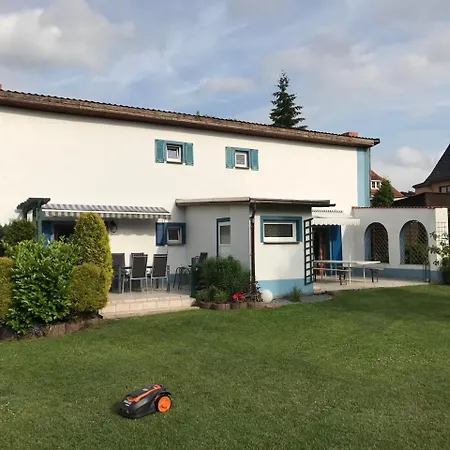 Mit Eigenem Garten 2 Sz 2 Baeder 70qm Vakantiehuis